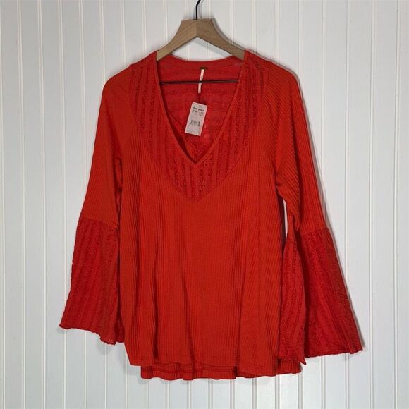 Free People Parisian Nights Red Lace Bell Sleeve Boho Top M NWT Romantic Western - Picture 1 of 9